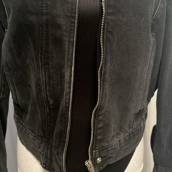 ZARA BOMBER JACKET. LAST CHANCE - Picture 4 of 4